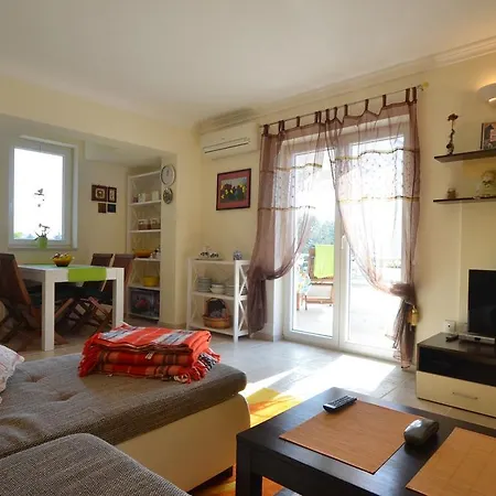 Apartment Kare