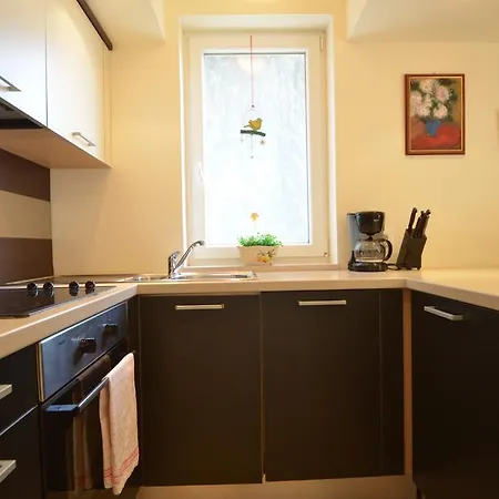 Apartment Kare
