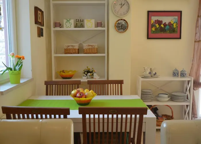 Kare